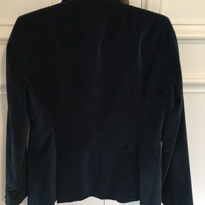 Tahari blue velvet jacket size 6